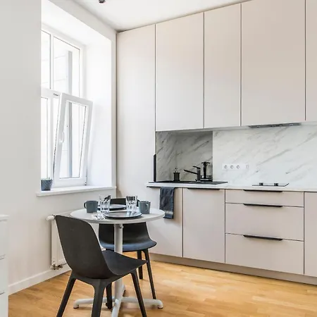 Cozy Modern - Great For Short Trips *