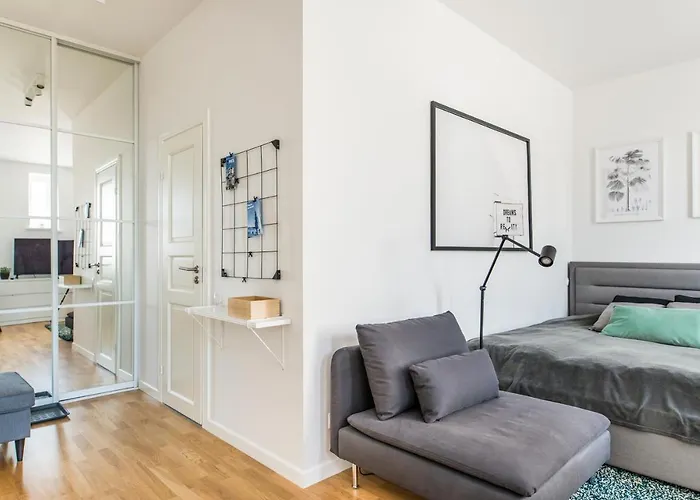 Cozy Modern - Great For Short Trips *